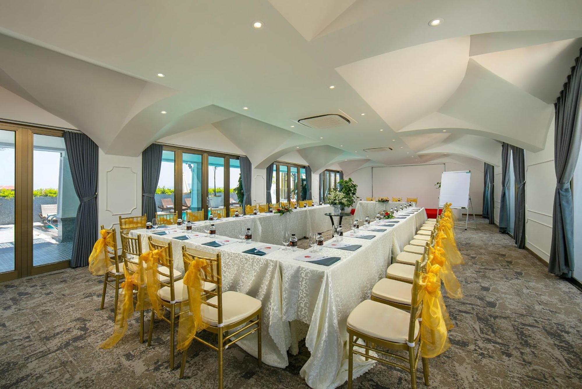 Grand Sunrise Palace Hoi An- A Luxury Indochine Hotel & Spa Экстерьер фото The Royal Ballroom